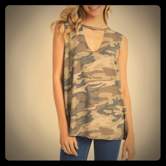 Tops - Cute Camo tank! ⬇️💲Super Low Price💟